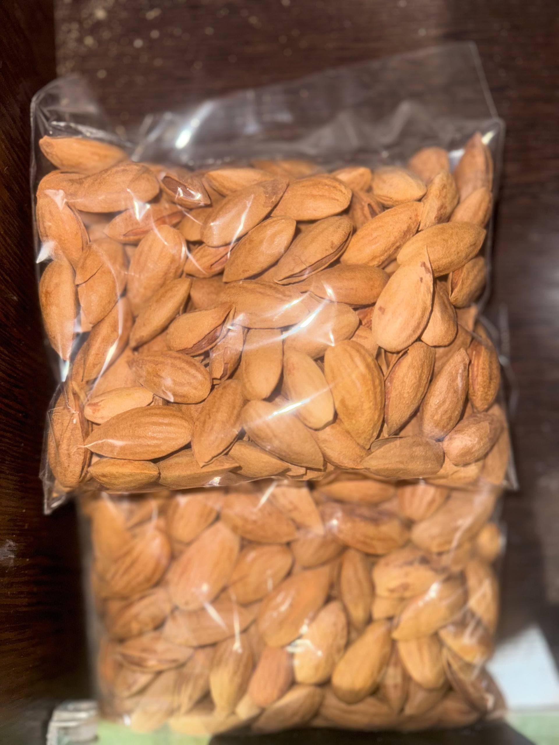 Миндаль в скорлупе 2