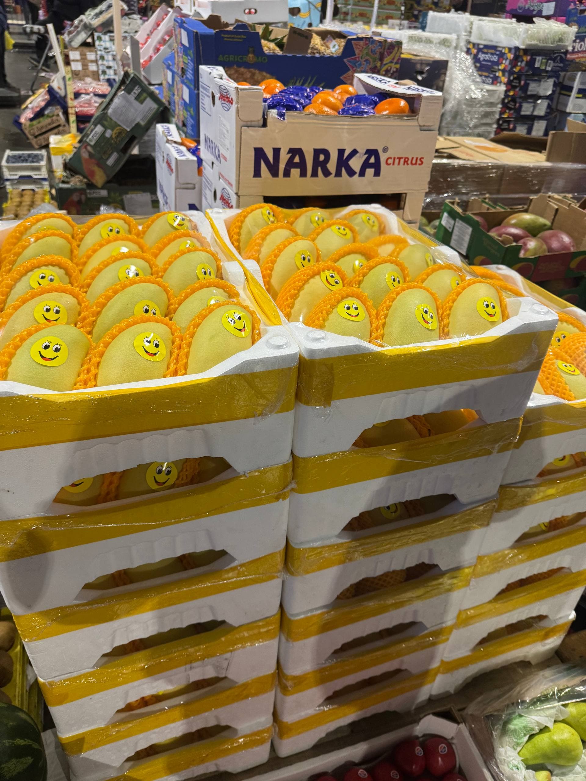 Манго желтый ящик 2